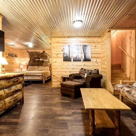 Вилла Smoky Mtn Hideaway - Cabin W/ Hot Tub & Pool Table Севьервилл Экстерьер фото