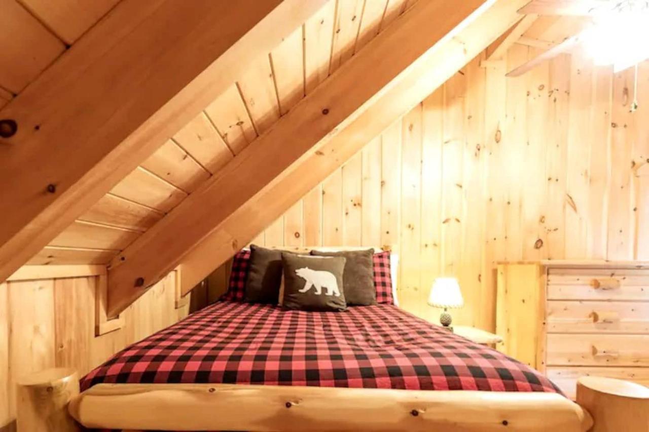 Вилла Smoky Mtn Hideaway - Cabin W/ Hot Tub & Pool Table Севьервилл Экстерьер фото