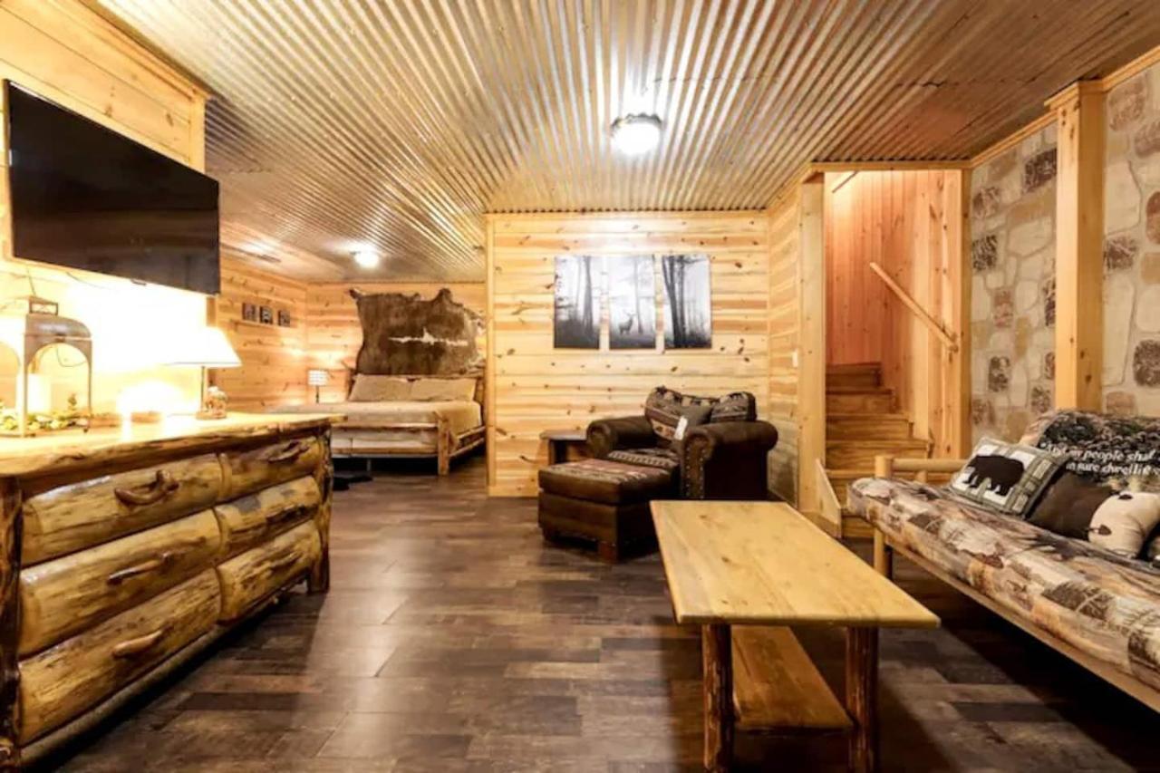 Вилла Smoky Mtn Hideaway - Cabin W/ Hot Tub & Pool Table Севьервилл Экстерьер фото